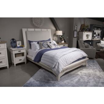Parker House Americana Modern Platform Bedroom Set in Cotton #1150